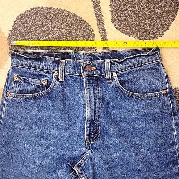 Levi's 550 Relax Fit Taper Raw Hem Size 31×31 - Picture 3 of 9